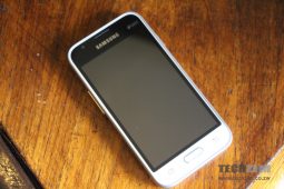 Samsung Galaxy J1 Mini Prime Review. As good as entry level smartphones get, and more