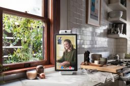 Facebook Has Come Up With A Cool New Video Calling Device