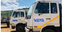 Cyclone Idai: Vaya Tractors And Trucks Clearing Roads And Distributing Food In Chaimanimani