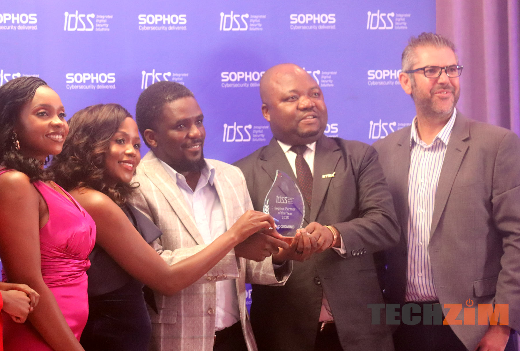 Zimbabwe’s Cybersecurity Surge: IDSS Celebrates $2M Sales with Sophos